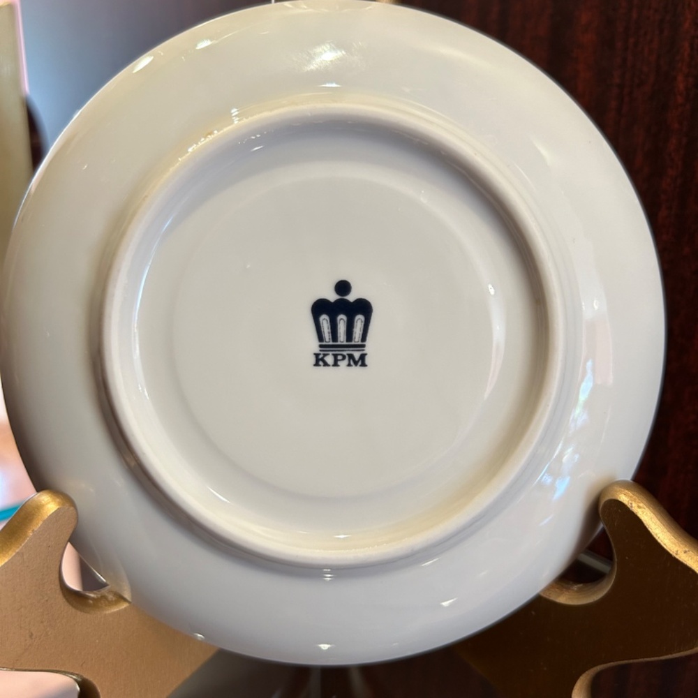 KPM Porcelain Coffee Cup and Saucer Courting Scene - Picture 9 of 12